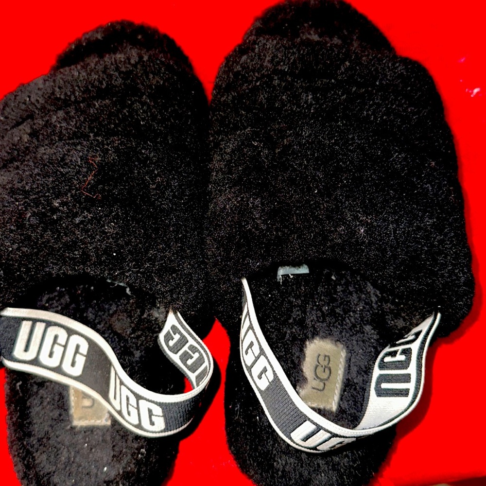 Ugg Slippers/ Slides